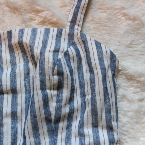 Dress - Picture 6 of 7